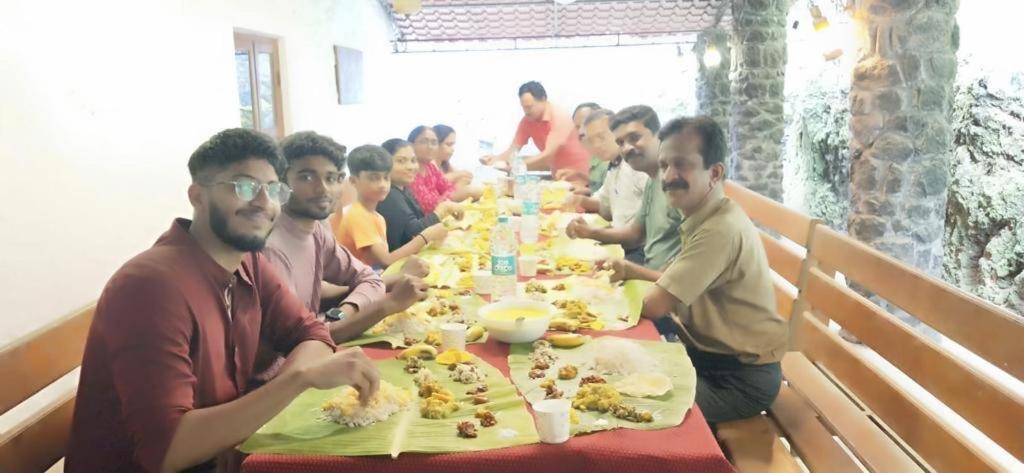 Vandiperiyār Cassells Jungle Resorts Thekkady מראה חיצוני תמונה