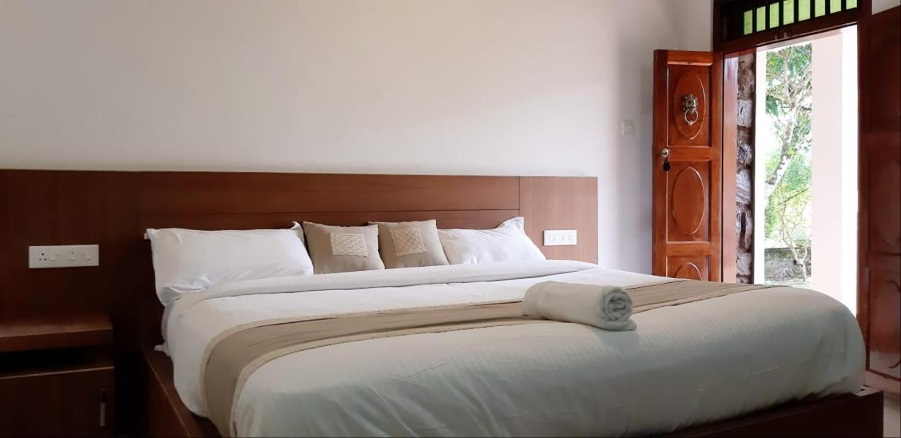 Vandiperiyār Cassells Jungle Resorts Thekkady מראה חיצוני תמונה