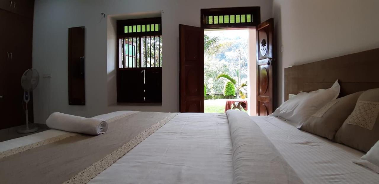 Vandiperiyār Cassells Jungle Resorts Thekkady מראה חיצוני תמונה